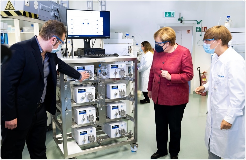 German chancellor delighted after company visit to KNAUER, calling the company a pearl