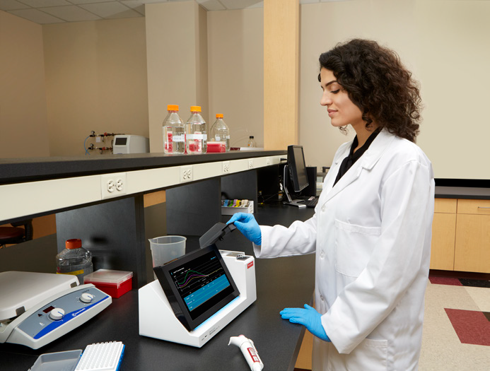 Thermo Scientific™ NanoDrop™ Ultra-UV-Vis Spectrophotometer