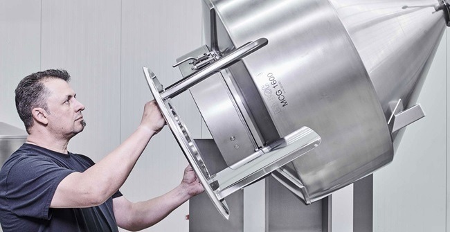 Blending with the Container Mixer