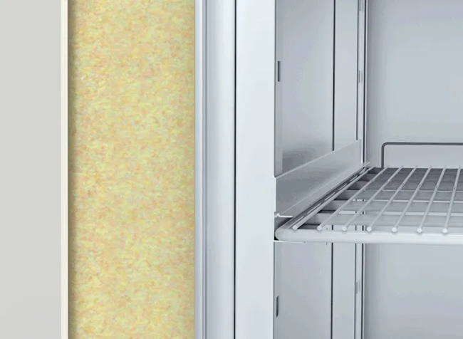 Large-capacity refrigerator with accurate and stable temperature control