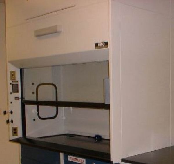 PrimeAire B604 4 ft fume exhaust hood for laboratory safety