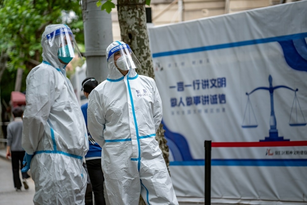 Study: The Effect of Strict Lockdown on Omicron SARS-CoV-2 Variant Transmission in Shanghai. Image Credit: Graeme Kennedy/Shutterstock
