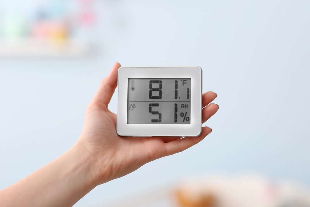 Study: The impact of heating, ventilation and air conditioning (HVAC) design features on the transmission of viruses, including the 2019 novel coronavirus (COVID-19): A systematic review of humidity. Image Credit: Africa Studio/Shutterstock