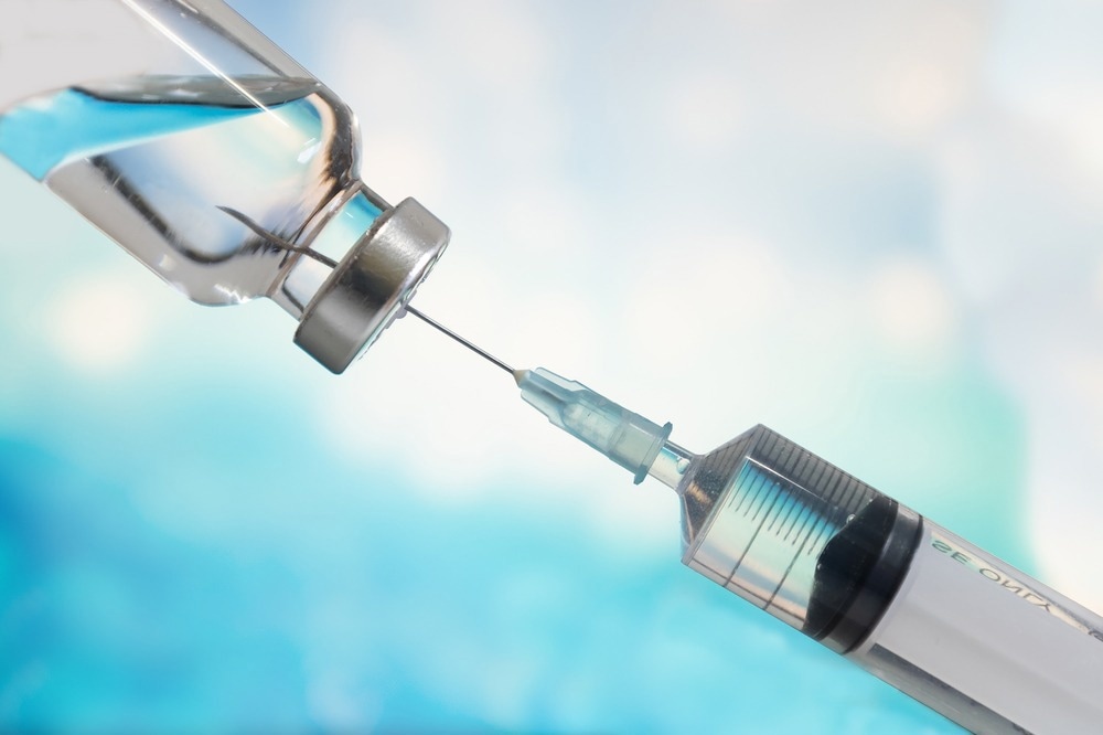 Study: A pan-sarbecovirus vaccine based on RBD of SARS-CoV-2 original strain elicits potent neutralizing antibodies against XBB in nonhuman primates. Image Credit: MemoryMan / Shutterstock.com