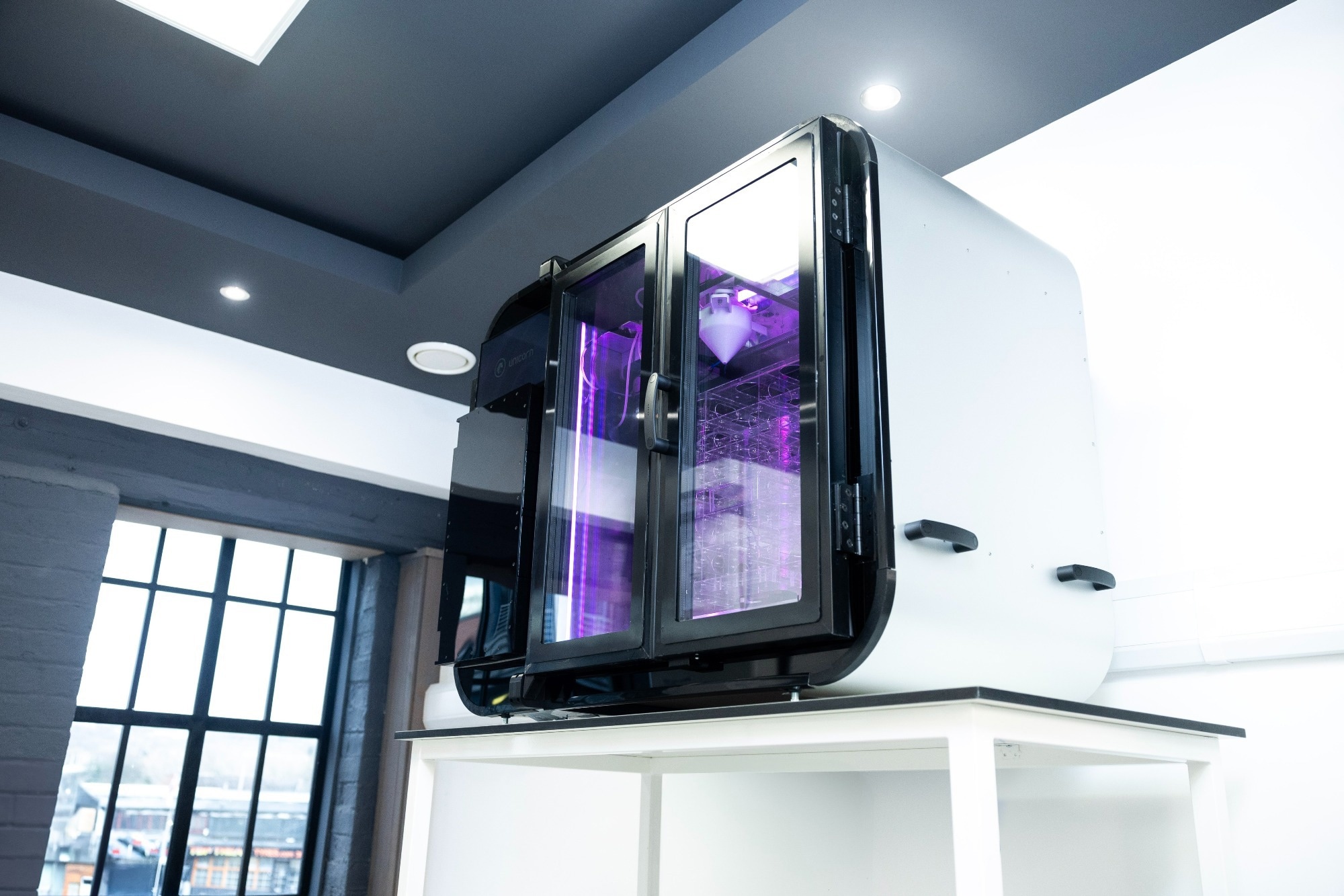 The Emmet System. Image Credits: Unicorn Biotechnologies