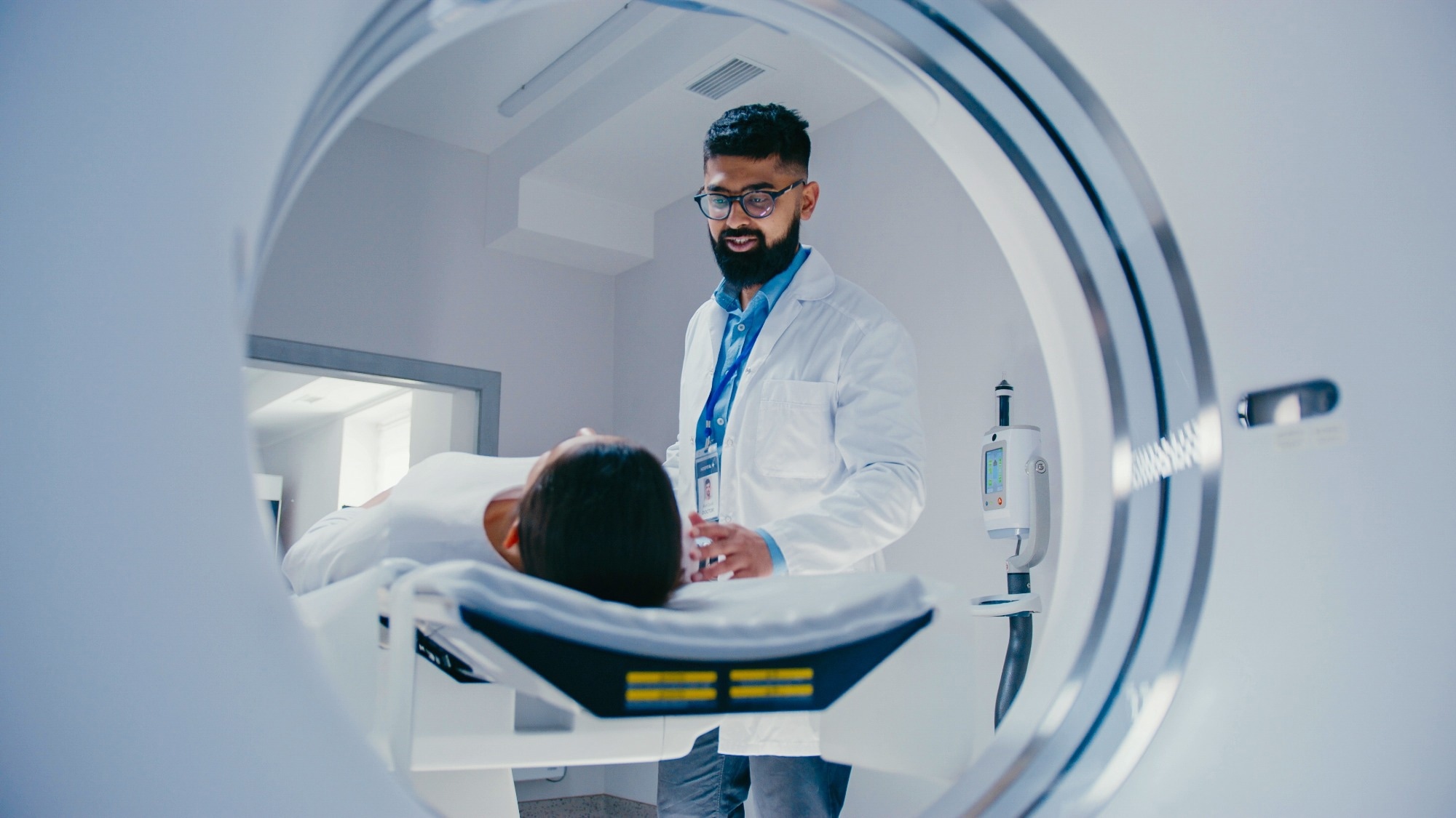 Study: MRI-based multi-organ clocks for healthy aging and disease assessment. Image Credit: VesnaArt / Shutterstock