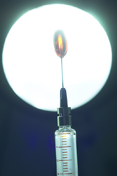 It may have taken 12 years, but researchers now say that studies involving nearly 40,000 women in the U.S. has found that regular, low doses of aspirin do not prevent cancer, and vitamin E is pretty ineffective in warding off both heart disease and cancer.